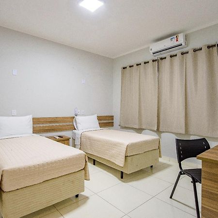 Buritama Gabira Hotel מראה חיצוני תמונה